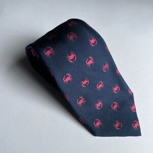 Vineyard Vines Crab Pattern Silk Tie